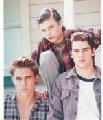 Boyd Kestner dans sa premi&egrave;re s&eacute;rie : The Outsiders. 25/03/1990-26/08/1990.